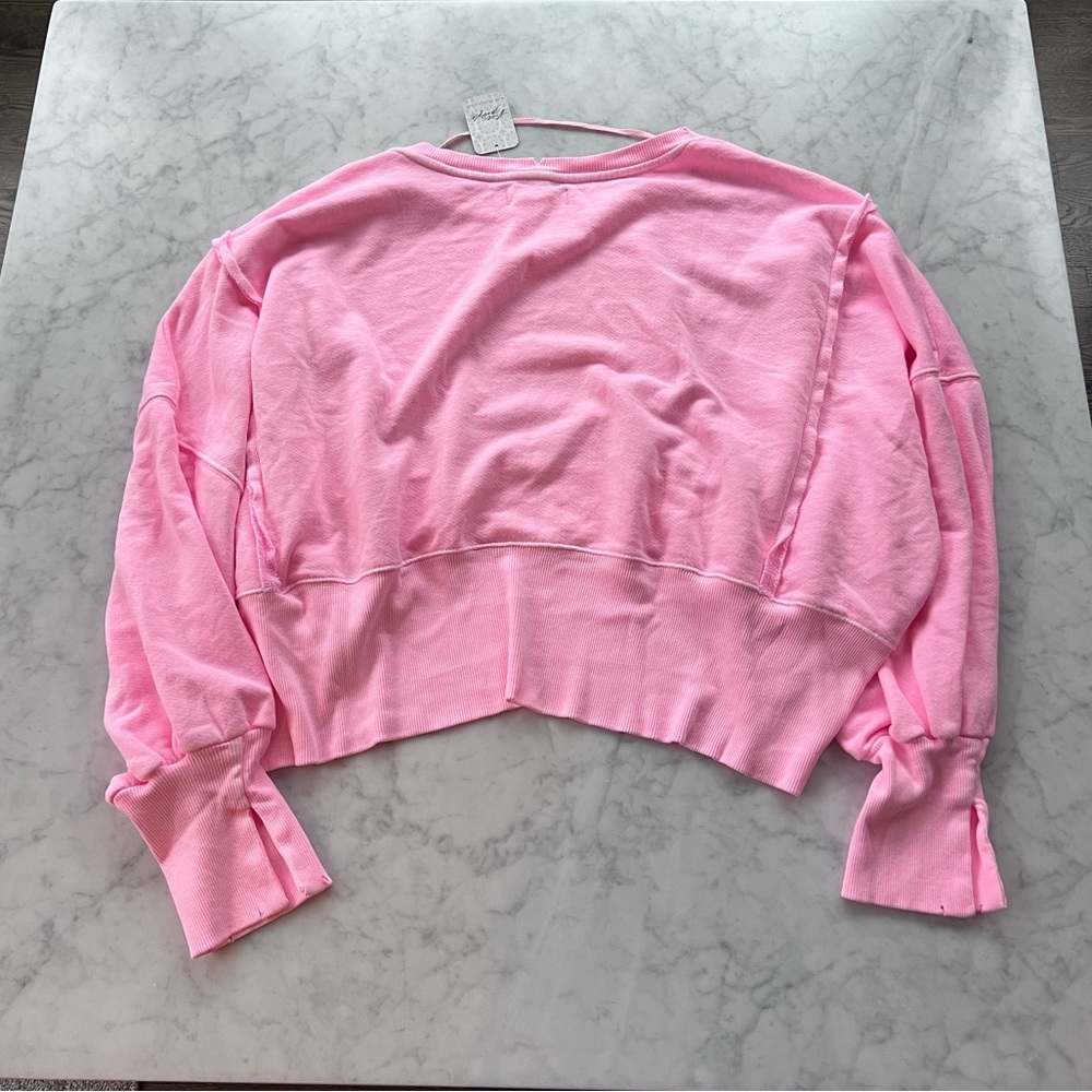 NWT Free People We The Free Camden Cropped Sweatshirt Pink Flame Sz Medium - Picture 12 of 13